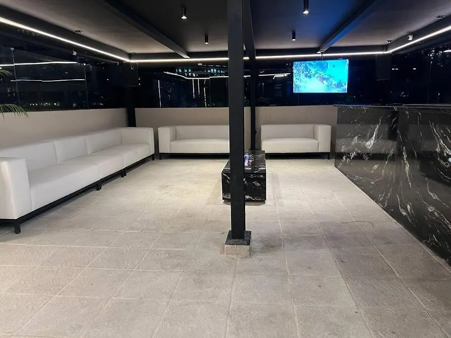 El Cielo Luxury Penthouse Rooftoppool Parquelleras 麦德林